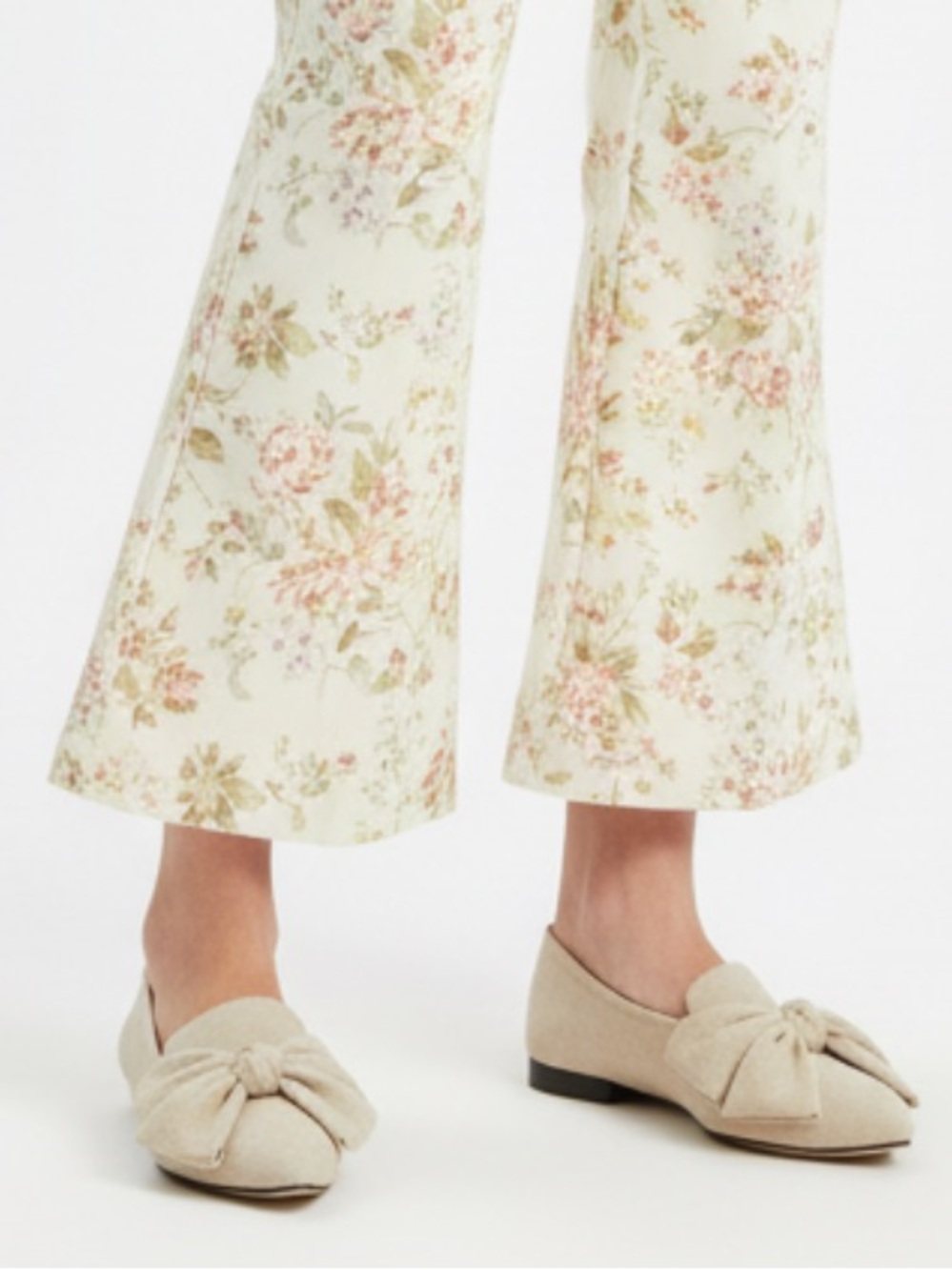 NWT- Fashion Nova Cream Bow Loafers
